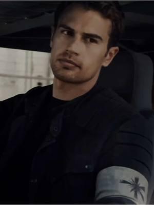 am i back? || #theojames #tobiaseaton #four #divergent #theojamesedit #fourdivergent #theojamesisthehottestmanalive #daddy #fyp #fypシ #fypシ゚viral #fypage #edit 