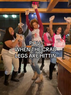 #foryoupage #tupacdance #friends #dancechallenge #tupacchallenge #hookandreelcajunseafood 