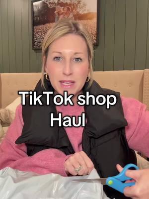 TikTok shop haul! #christmashaul#MomsofTikTok #momsover40 #sweaterseason #loungeset#vestlover #TikTokShop #takeallmymoney #ttsfinds #tiktokhaul #giftsforme 