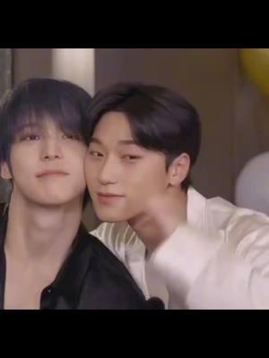 They r so cute 😆😆 #yunho #san #jeongyunho #ateez #atiny #choisan #ateezyunho #ateezsan #kpop #the_sunshine_cult #fyp #foryou #foryoupage 