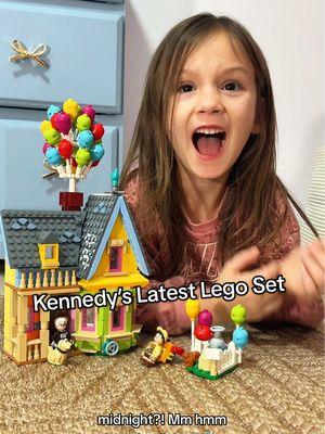 You could say Kennedy’s new @LEGO discovery is going well! What set should we get next? #disney #uphouse #lego 