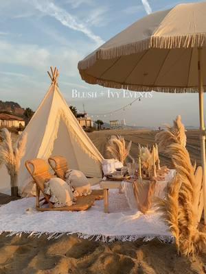 Picture a sunset that sets the sky ablaze, accompanied by the gentle melody of ocean waves. Our luxury picnics are designed to elevate your experience with exquisite decor and personalized touches that redefine elegance. More than just a picnic, it's a journey into luxury. #bohopicnic #beachpicnic #beachpicnicideas #picnicparty #losangelespicnic #thingstodoinla #picnicpartyideas 