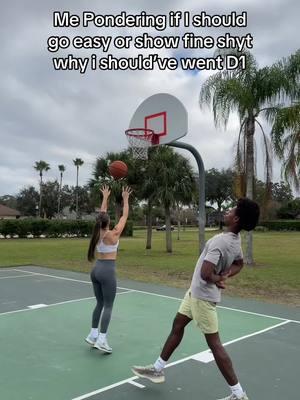 Nah fr 😂😂🤔 #desandnaz #couples #relationshipgoals #basketball #loveandbasketball #fyp #girlhooper 