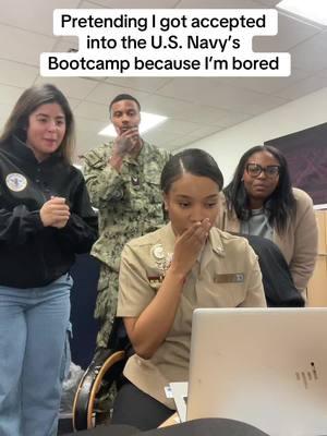 I’m going to bootcamp y’all 🤣 #fyp #humor #navybootcamp 