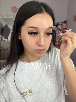 In depth makeup tutorial is also posted 🫶🏻 #routine #makeup #makeuphacks #grwm #MakeupRoutine #makeuptutorial #grwmroutine #makeuptips #tutorial #fypシ #elfcosmetics #juviasplace #nyxcosmetics #hudabeauty #toofaced #bornthisway #prime #eyebrows #trending #viralvideo #trishapaytas #therapy #htx 