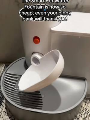 This super awesome pet water fountain ensures your pet always has access to clean water! #petwaterfountain #waterbowl #petwaterbowl #waterfountainforpet #waterfilter #catwaterfountain #dogwaterfountain #TikTokShopLastChance #tiktokshopnewyearnewaura 