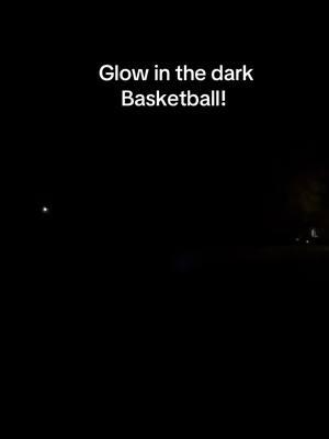 This is so cool! #basketball #glowinthedarkbasketball #glowinthedark #fyp #TikTokShop #tiktokshopendofyeardeals #luminousbasketball #luminous 