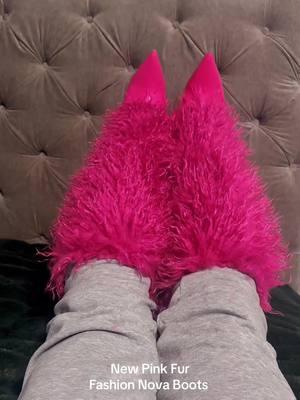 Fashion Nova always get me! Be sure to grab the Balck pair as well. 🩷👌🏾 #fashionnova #fashionnovaboots #style #pinkboots #fypage #itsalook #bootswiththefur #fashiontiktok #furboots 