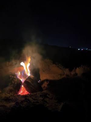 Nights like these #nightsatthebeach #campfires 