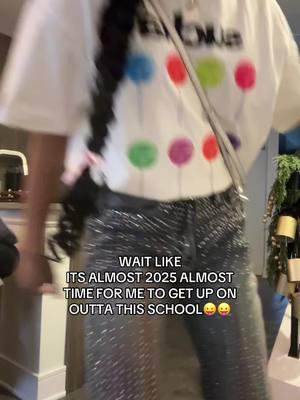 AYYYYYY TURN THE FREAK UP AY AY AYYYYYYY #fyp #relatable #highschool #school #graduation #senioryear #classof2025 #prom2k25 #promseason #graduates 