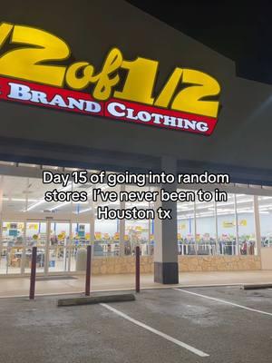 Day 15 of going into random stores I’ve never been to in Houston tx #fy #fypシ #viral #houstontexas #houstonfoodie #houstonfoodblogger #houstontexans #houstonhairstylist #houston #stores #marshalls 