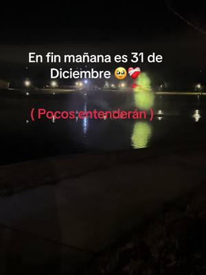 ❤️‍🩹👋🏼✨#findeaño #emocional #triste #fypシ 