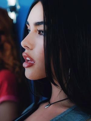 Shes so fine #madisonbeer #madisonbeeredit #edit #velo #aftereffects #fyp #viral @Madison Beer 