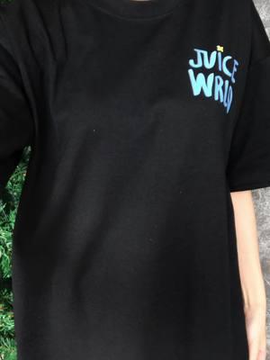 From studio to the streets #juicewrld #juicewrld999 #thepartyneverends #thepartyneverends999 #juicewrldedit #juicewrldfan #juicewrldalbum #juicewrldshirt #fyp 