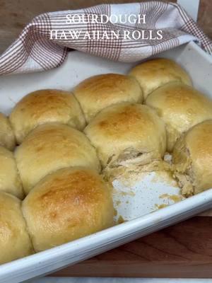 Full detailed recipes can always be found on my blog (linked in bio) ❤️ https://cookingkatielady.com  Sourdough Hawaiian Rolls 🍍🌸🍍 Say hello to the best rolls of your life y’all 😍 Add these to your Thanksgiving dinner table ands everyone will thank you! 🗒️I measure in grams for accuracy and best results with sourdough, but I did include approximate cup measurements as well on my blog! 👉If you are new to sourdough, you can purchase my personal well established sourdough starter on Etsy & start your sourdough journey ❤️🤗 👩🏻‍🍳INGREDIENTS: 245g (1 cup) fresh pineapple juice 100g (1/2 cup) active sourdough starter 50g (1/4 cup) unsweetened almond milk, or milk of choice 28g (2 tbsp) grass-fed butter 530g (3 2/3 cup) organic ap flour 10g (1 tsp) fine sea salt 36g (3 tbsp) monk fruit or sweetener of choice. Coconut sugar is also great.  👩🏻‍🍳INSTRUCTIONS: ‼️ Full detailed recipe is at https://cookingkatielady.com  In a standup mixer, whisk the pineapple juice, milk, butter, & starter. Add the flour, salt, and sweetener. Using the dough hook attachment mix on speed 1 until fully incorporated and smooth. Rest, covered, for 1 hour. Knead the dough on speed 1 of your stand mixer for 8 minutes. Cover, and allow to rest for 3 to 4 hours, or until the dough has risen by 50%. Pour the dough out onto a clean surface. Divide into 12 equal size pieces. Shape into rolls and place in a 9 x 13“ dish. Allow the rolls to rise for an additional 3 to 4 hours. Preheat your oven to 375°F. Brush the rolls with your egg wash. Bake for 25 minutes. Macros: 175 cals 2g fat 32g carbs 6g protein #hawaiianrolls #rolls #sourdoughrecipes #sourdough #sweetrolls #bread #dinnerrolls