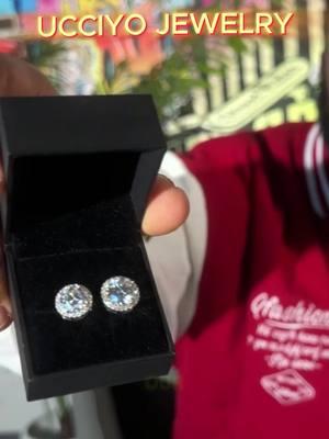 Fashion Moissanite earrings #moissanite #foryou #fyp #tiktok #trending #fashiontiktok #jewelry #mademebuyit #925sterlingsilver #earrings #jewelrylove #silverearrings  #dealsforyoudays #ucciyojewelry # #tiktokshopholidayhaul 