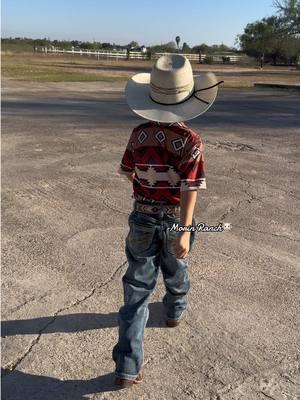 Día de Rancho para mi niño 🐮🤠 #morinranch #ranchlife #paratiiiiiiiiiiiiiiiiiiiiiiiiiiiiiii #amoreterno #minino #vaqueros #vaquerito #rgv956 #photoshootlocation #fypシ #fyp #foryoupage #fyppppppppppppppppppppppp #westernwear #westernfashion #cows #cowsoftiktok #cowlovers #cattleranch #vacas 