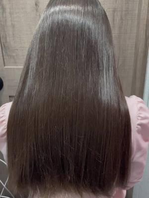 She used to have a hard time brushing her hair every morning, and I believe she will want to use it every time after washing her hair from now on.#blowoutspray #frizzhack #blowoutbrush #blowoutturorial #johnfriedapartner #fyp 