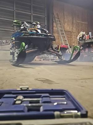 #f5snowpro #zerofucksgiven #wrecklessmotorsports #firecatf5 #arcticcat #braaaaaappppp #fyp #foryourpage #talkshitgethit #jackofalltrades #outlaw #redneckrockstar #almosttimetorip #jimdoesitbest 