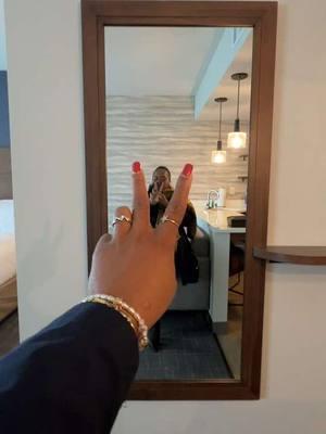 The room tour that nobody asked for!! Common question I get is to think that flight attendants pay for their hotel rooms while at work and the answer is no we don’t ( at least not at my airline ) #flightattendant #cabincrew #jamaicatiktok #jamaicantiktok #travel #youtuber #creator #hotelroomtour #RoomTour #apartment #apartmenthunt #rental