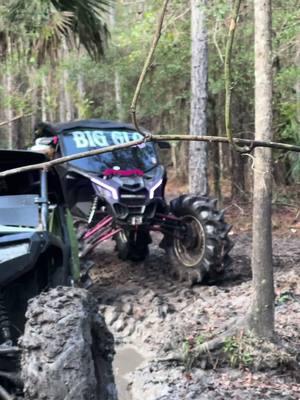 Probably spent more time stuck then riding. Digggs were absolutely hit #fypage #fypシ #fyp #superatv #portals #sxs #honda #pioneer #p5 #pioneer500 #44s #bkt #canam #defender #x3 #maverick 