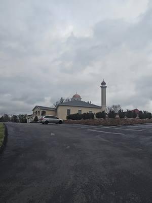 Islamic Association of the Shenandoah Valley 1330 Country Club Rd, Harrisonburg, VA 22802 #masjid #jjtraveler #fyp #foryoupage #foryou #quran #viral #virginia #usa🇺🇸 #فرجينيا #امريكا #الرحال_جبريل #الرحال_الفلسطيني #قران #مساجد 