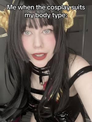 :3 #GamerGirl #cosplaygirl #alt #gothgirl #yorforger #yorcosplay #spyfamily #hourglass #spyxfamily 