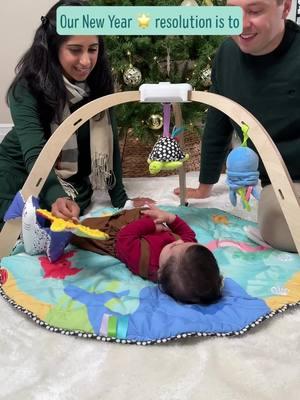 If your New Year's resolution is going to the gym as a family... 🌊 🦑 #MelissaAndDoug #newyearsresolution #babygym #oceantoys #screenfreeplay #developmentalskillbuilding #washabletoys #handsonplay #oceananimals