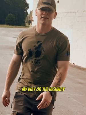 In case you need a good Basic Training flashback 😂 Song Name: My Way or the Highway Album: Cadences Volume 2 . . 🎧💿 All the cadences are available to listen to via hard copy CDs and are out on your favorite music service. You can find a Iink to all of the above on my profiIe. 👕 The shirt and hat I’m wearing and other merch are also available using the same Iink. #jonathanmichaelfleming #military #mywayorthehighwaycadence #militarycadence