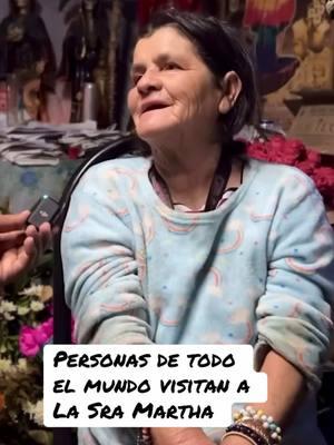 Personas de todo el mundo visitan a la Sra Martha #podcast #podcastshow #mexico #fypシ゚viral #witch #newyear #brujasdetiktok #curaciones #santamuerte 