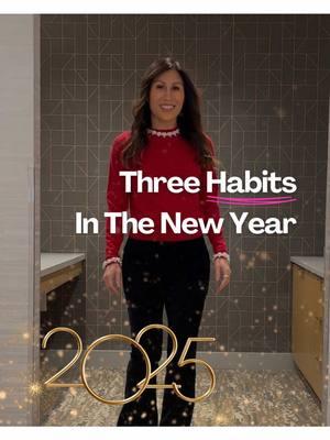 ⭐️ 3 NEW HABITS FOR THE BEST SKIN OF YOUR LIFE.⭐️ Want a better complexion in the New Year? Watch Reel to find out:   ✔️ When’s the best time to wash your face? ✔️ Why you should be using CAE ✔️“Nipple to the Hairline” Anything you’d like to add to this list?? Share in Comments and check back for more ways to get better skin, from a Harvard MD. ***Products shown: @skinmedica Vitamin C + E Complex and @aveneusa Retrinal 0.1 Intensive Cream*** 📍If you’re saving this post be sure to Like, Comment, and Follow @drjessicawu  #beverlyhills #dermatology #betterskin #newhabits #drjessicawu 