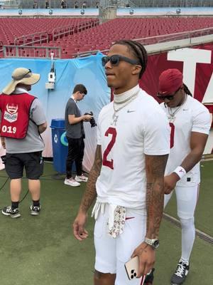 Ryan Williams & Jaylen Mbakwe have arrived at the ReliaQuest Bowl to take on Michigan. 🐘🏈💎 #rolltide #CollegeFootball #alabama #bama #rtr 