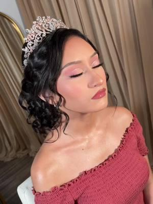 Quinceañera hair & makeup💛 #lasvegasmakeupartist #lasvegasmua #makeupartist #quinceañera #bridalmakeup #xvmakeupartist #fyp #glam #maquillaje #maquillajetiktok #quinceañeramakeup 