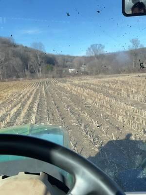 #hogcrankin #barbleft #haddalayerdown #tractor the last “well boys” of the year 