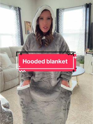 #snuggiehoodie #robeblanket #hoodieblanket #loungewear #loungehoodie #oversizedhoodie #oversizedloungewear 