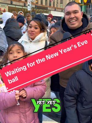 The line for the @One Times Square @Times Square NYC Eve Ball Drop featuring the Camacho family!   #timessquare #timessquarenyc #timessquarenewyork #welcometotimessquare #happynewyear #nyc #welovenyc #ilovenyc #nyclife #nyctourism #uniquenewyork #nyny