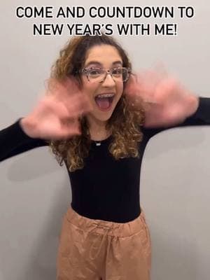 Happy New Year’s Eve! 🎉🤟 Learn how to countdown to the New Year in #ASL 🤟 #NewYearsEve #NewYear #Countdown #KIDZBOP #Deaf #DeafKidsRock #SignLanguage #2025 