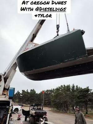 @Dieseldigs can put anything anywhere with his crane  #Jesus #fyp #miniboat #jetski #yacht #viralvideo #boat #dunes #oregon #yeeyee 