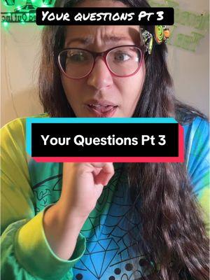 Your Questions Pt 3 #psychiclizmott #freakedoutlizlanden #freakedoutinc #boomspoton #predictions #mediumship #psychicmedium #luigi #predictions #predictions2025 