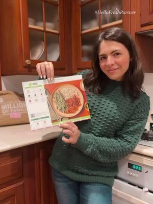 HelloFresh is making your New Year even sweeter with this insane offer!! Click the 🔗 on my page & use JULIAFM to score @HelloFresh US #HelloFreshPartner #HelloFreshDecember 