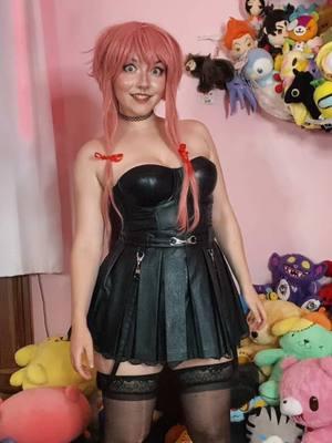 I love cosplaying characters like Yuno and Toga cause the crazy in my eyes is organic home grown crazy. It really brings the cosplay together. #cosplay #egirl #GamerGirl #thighhighs #yunogasai #yandere #yunocosplay #mirainikki 