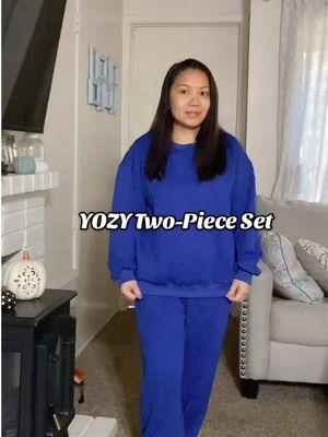 YOZY Two-Piece Set #yozy#twopieceset #womensweatshirt #twoset #tiktokshopyearendsale #womenclothes #winterclothes #womenwinteroutfits 