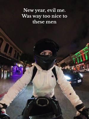 In Future we trust🫡  . . . . . . . . . . . . #bikergirl #bikelife #nightride #motorcycle #sandiego #fyp #viral #kawasaki #kawasakininja 