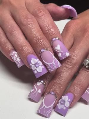 💜 different than usual  #nails #nailtech #purplenails #ducktipnails #ombrenails #sugarglitternails #nailart #nailinspo #ducknailinspo #baddienails #fypシ゚viral #3dflowernails 