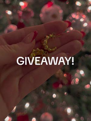 WIN A PAIR OF MEJURI EARRINGS 🎁✨🎁✨ It’s Day 9 of the 12 Days of Qatch and we’be partnered with @Mejuri to gift one lucky winner a pair of Puffy Charlotte Hoops 🤍 here’s how to enter to win: 1. Like this post 2. Follow us @joinqatch  3. Tag a friend in the comments Winner announced at the close of the 12 Days of Qatch giveaway. Good luck! ✨💋✨💋  #OOTD #trending #fyp #fyppppppppppppppppppppppp #giveaway #12daysofchristmas #12daysofgiveaways #holidays #giftideas #mejuri #nye #nyeoutfit 