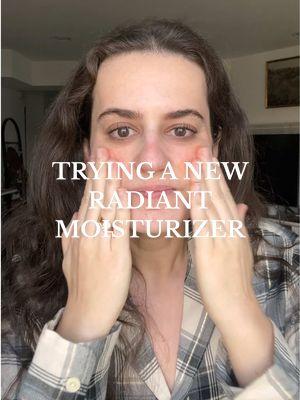 not sponsored, just an actual MUA who is obsessed with @Embryolisse USA for over a decade now for film, tv, bridal, and everything in between 💖 trying their radiant moisturizer for the first time!!! #makeupartistcheck #muarecommended #embryolisse #embryolissecream #makeupartistkit 