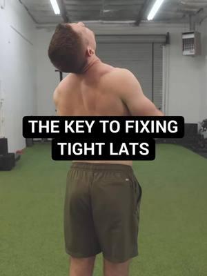 The lats are one of the most common culprits of tight shoulders. But few understand how to truly release them ✅ —— #shoulderpain #lats #latsworkout #latstretch #stretching #stretchingexercises #stretchingtime #stretchingtips #mobility #mobilitytips 