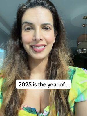 2025 is the year of…⬆️ #2025 #happynewyear ##entrepreneurtok #founderstory #founder #ceo #ceotok 