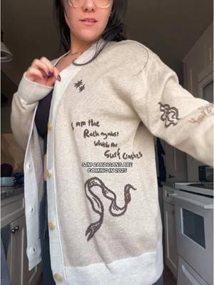 surprise 👀🫡🫢 #sjm #acotar #acosf #valkyries #throneofglass #officiallylicensed #tog #crescentcity #cardigans #BookTok #bookmerch #sjmmerch 