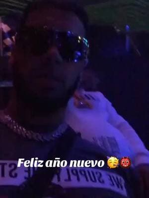 Feliz año nuevo RHLM’S ! 👹🥳🥰😘#anuel #anuelaa #anuel_2blea #la2bleaa_anuel #realhastalamuerte #rhlm2 #anueledits #rhlm #anuelenamorado #paratii #fyp #juntos  #happynewyear #felizanonuevo #fyppppppppppppppppppppppp @ANUEL 